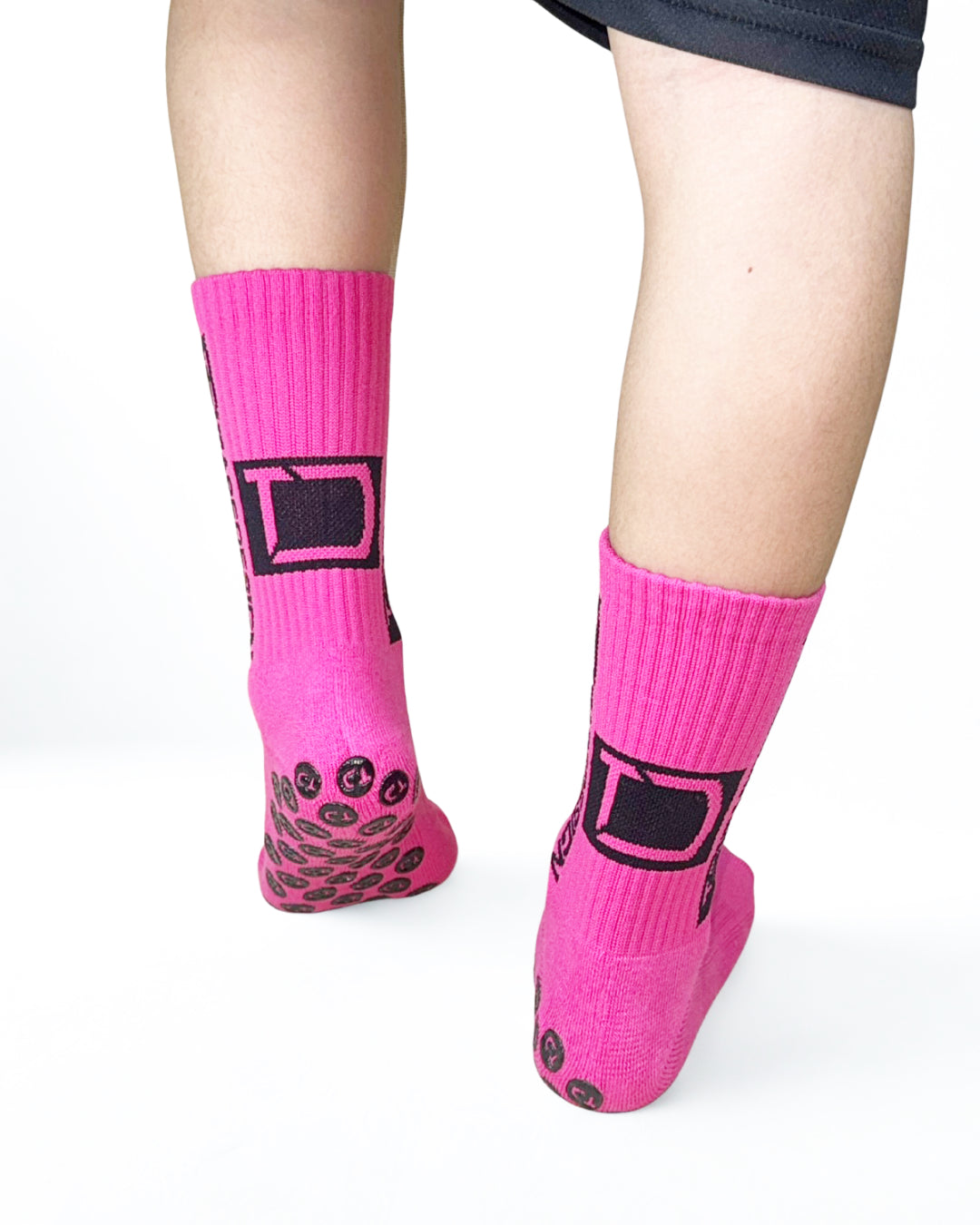 جوارب وردية